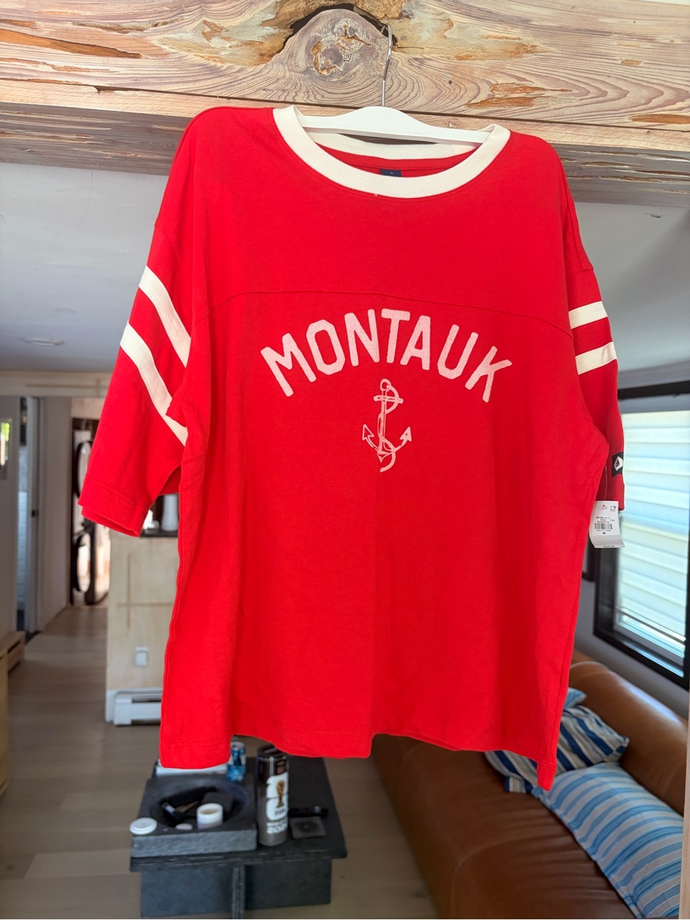 Old Navy Montauk Red Graphic Tee with Anchor size  mediun